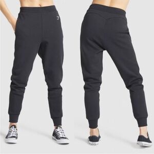 GYMSHARK TRAINING WARM UP JOGGERS SIZE MEDIUM